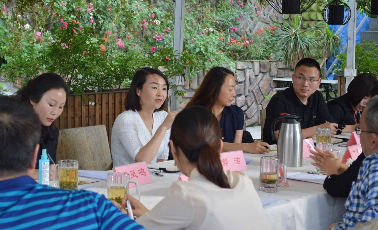 Image title Image title