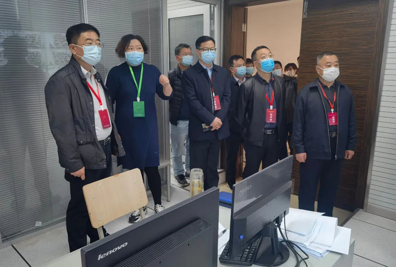 Image title Image title