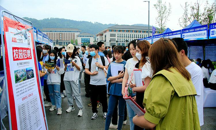 Image title Image title